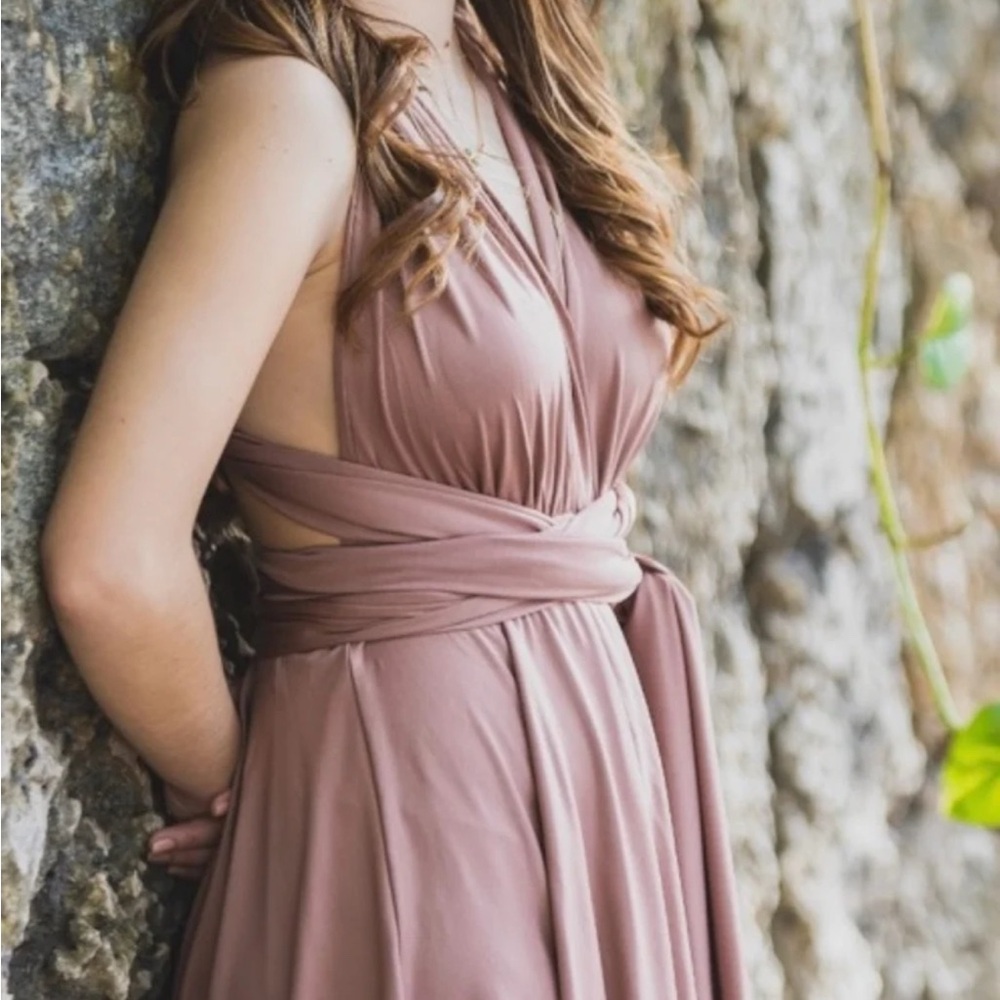 Selfie Leslie Backless Mauve Dress